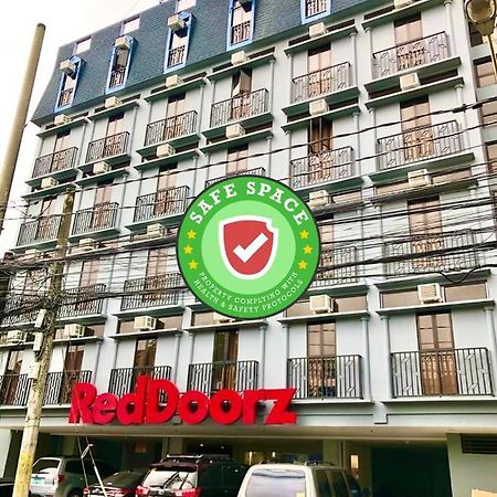 Reddoorz Plus @ Jardin Suites Guadalupe Nuevo Mandaluyong Ngoại thất bức ảnh