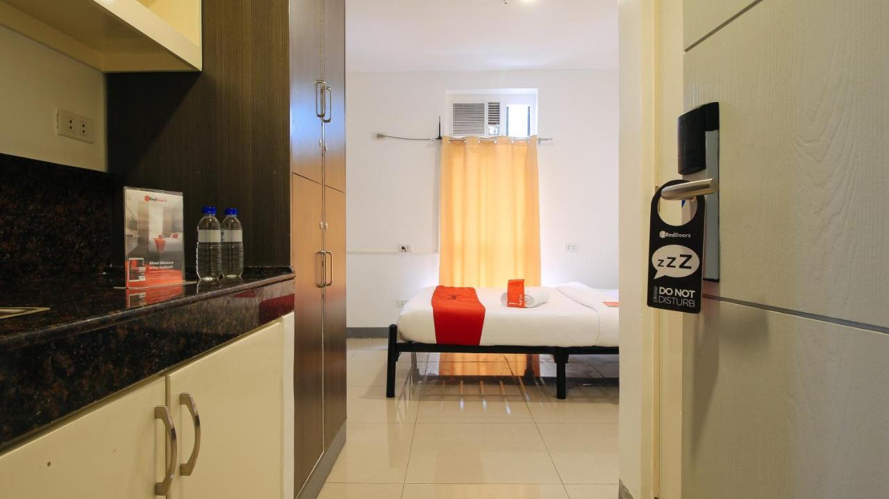 Reddoorz Plus @ Jardin Suites Guadalupe Nuevo Mandaluyong Ngoại thất bức ảnh