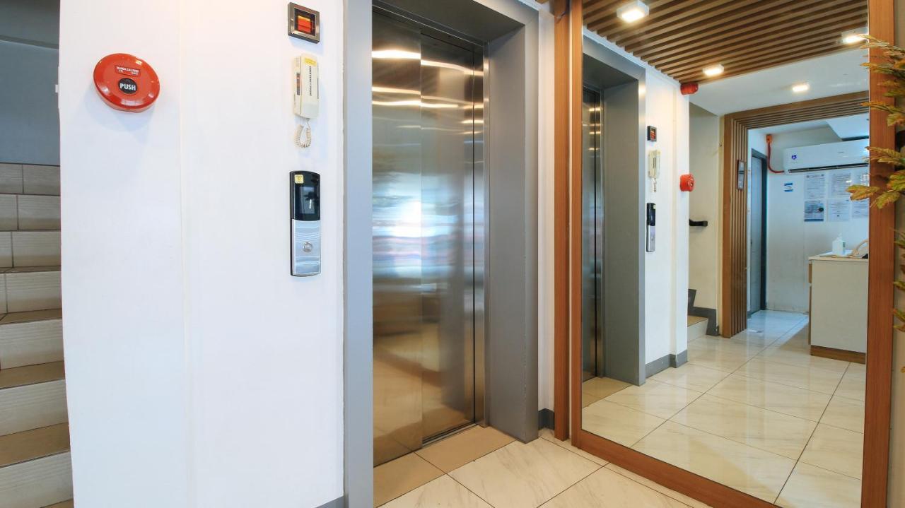 Reddoorz Plus @ Jardin Suites Guadalupe Nuevo Mandaluyong Ngoại thất bức ảnh