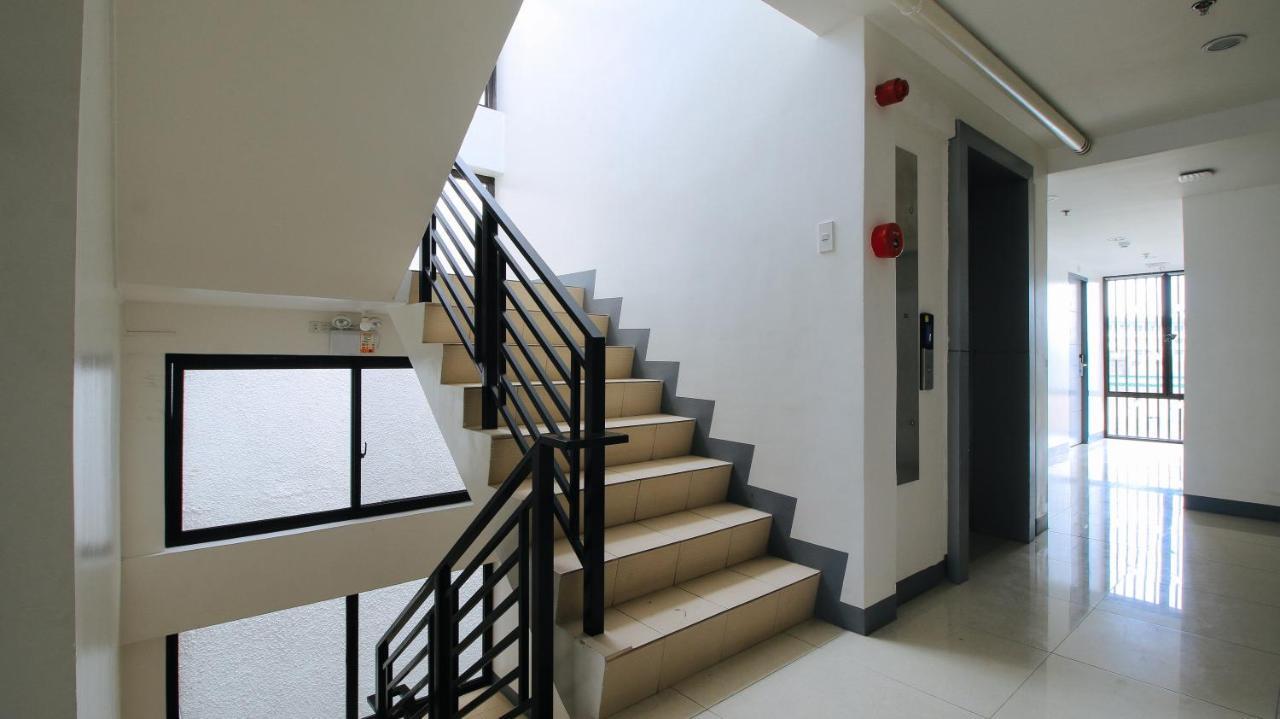 Reddoorz Plus @ Jardin Suites Guadalupe Nuevo Mandaluyong Ngoại thất bức ảnh